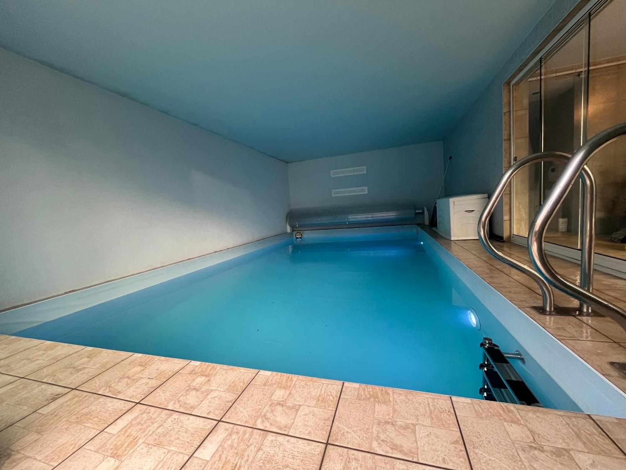 Villa Avec Piscine Interieure Holtzheim Exterior photo